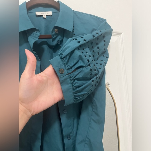 LAFAYETTE 148 NEW YORK Cowan Shirt Size Small Deep Lagoon - Picture 7 of 7